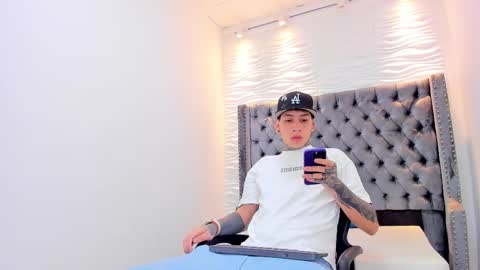 Snapshot of dante_armstrong chatting on 01.08.26 dante_armstrong online show from 01.08.26