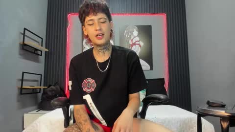 Snapshot of dante_bieber chatting on 10.09.25 dante online show from 10.09.25