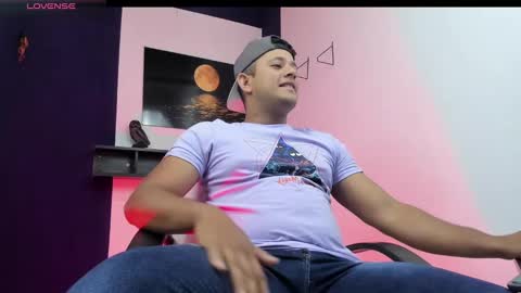 Snapshot of dante_bigboss chatting on 03.07.25 Dante online show from 03.07.25