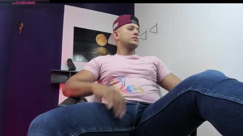 Snapshot of dante_bigboss chatting on 03.09.25 Dante online show from 03.09.25