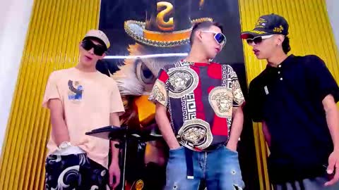 Snapshot of dante_brown1 chatting on 10.11.25 dante_brown1 online show from 10.11.25