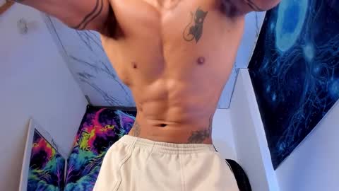 Snapshot of dante_cooper_0 chatting on 09.19.25 dante_cooper_0 online show from 09.19.25