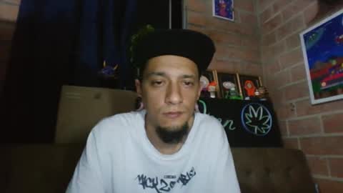 Snapshot of dante_dte chatting on 01.16.25 Dante online show from 01.16.25