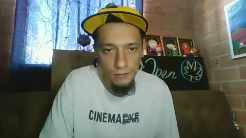 Snapshot of dante_dte chatting on 01.21.25 Dante online show from 01.21.25