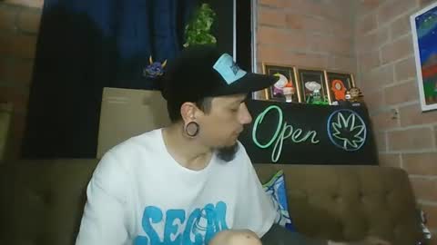 Snapshot of dante_dte chatting on 02.03.25 Dante online show from 02.03.25