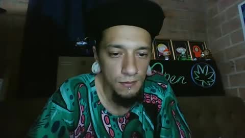 Snapshot of dante_dte chatting on 02.08.25 Dante online show from 02.08.25