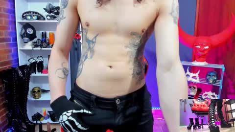 Snapshot of dante_infernos chatting on 03.17.26 Dante online show from 03.17.26