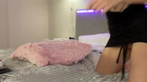 Snapshot of danteetbeatrix chatting on 02.01.26 DanteetBeatrix online show from 02.01.26