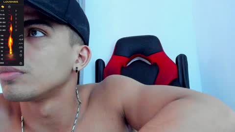 Snapshot of danterouxx chatting on 02.07.25 Dante online show from 02.07.25