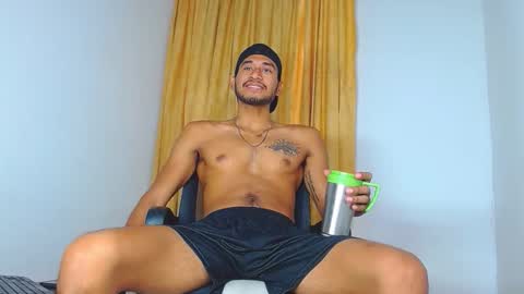 Snapshot of dantesantoro chatting on 09.29.25 Dante Santoro online show from 09.29.25