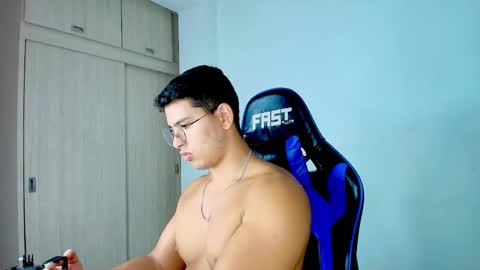 Snapshot of dantraxx chatting on 01.17.26 Dantraxx online show from 01.17.26