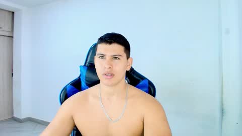 Snapshot of dantraxx chatting on 02.28.26 Dantraxx online show from 02.28.26