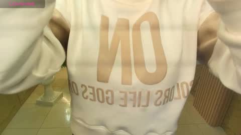 Snapshot of dany_r_ chatting on 10.03.25 Dany online show from 10.03.25