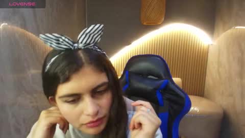 Snapshot of dany_r_ chatting on 10.07.25 Dany online show from 10.07.25