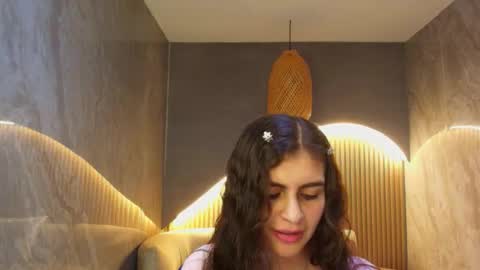 Snapshot of dany_r_ chatting on 10.23.25 Dany online show from 10.23.25