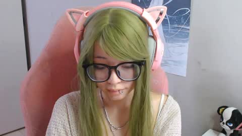 danyelleeyermann online show from 05.11.26