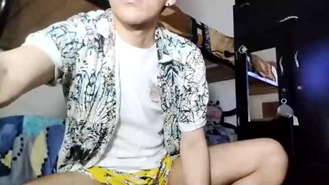 Snapshot of danylano chatting on 04.08.26 Daniel online show from 04.08.26