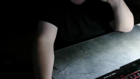 Snapshot of danysanchez1981 chatting on 11.25.25 danysanchez1981 online show from 11.25.25