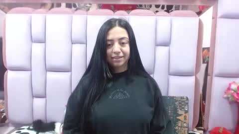 Snapshot of danyswet chatting on 01.17.25 DanySwet online show from 01.17.25