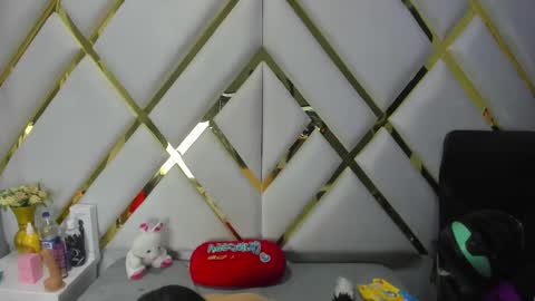 Snapshot of danyswet chatting on 02.16.25 DanySwet online show from 02.16.25