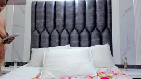 daphaineex online show from 11.10.25