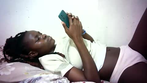 Snapshot of daphne_barbie chatting on 02.28.26 daphne online show from 02.28.26