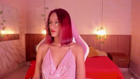 Daphne online show from 02.04.26