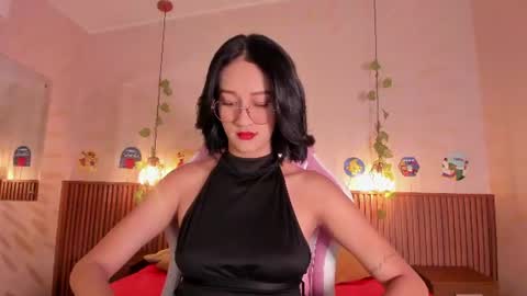 Snapshot of daphne_courtis chatting on 07.03.26 Daphne online show from 07.03.26