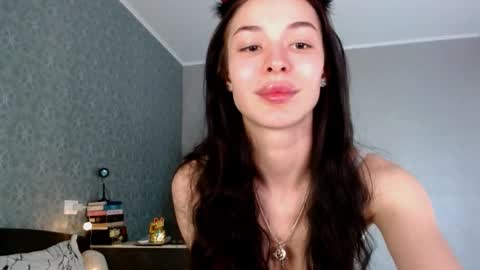 Daphne Darkthorn online show from 01.06.26