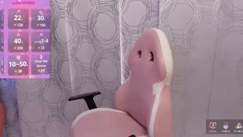 Daphne  online show from 12.20.24