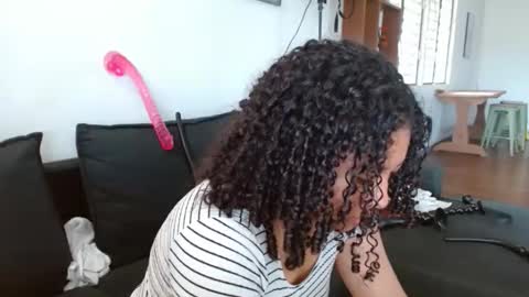 Snapshot of daphne_grande chatting on 02.24.26 daphne_grande online show from 02.24.26