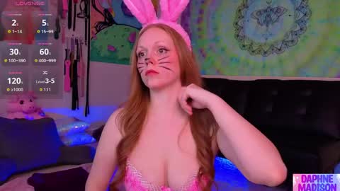 Daphne Madison online show from 04.05.26