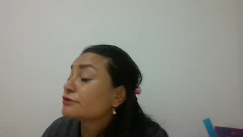 Snapshot of dapnne24 chatting on 02.12.25 dapnne online show from 02.12.25