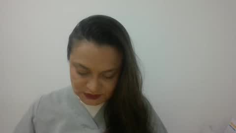 Snapshot of dapnne24 chatting on 09.11.25 dapnne online show from 09.11.25