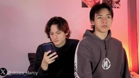 darcy_and_stolas online show from 04.12.26