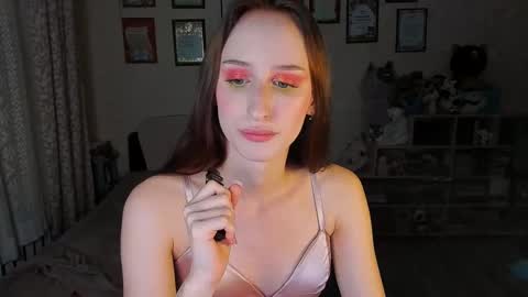 Snapshot of darcysiren chatting on 01.27.25 Darcy Siren online show from 01.27.25