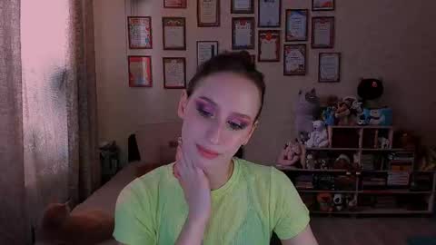 Snapshot of darcysiren chatting on 02.06.25 Darcy Siren online show from 02.06.25