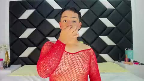 Snapshot of darian_laforteza chatting on 07.10.26 Darian online show from 07.10.26