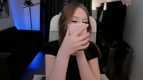 Daria Tate online show from 04.05.26