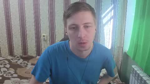 Snapshot of darienlarge chatting on 07.17.26 darienlarge online show from 07.17.26