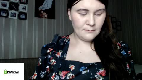 Snapshot of darina_dream chatting on 03.05.25 Darina Dreams online show from 03.05.25