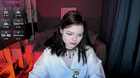 Snapshot of darina_wilson chatting on 01.07.25 Dari the it woman online show from 01.07.25