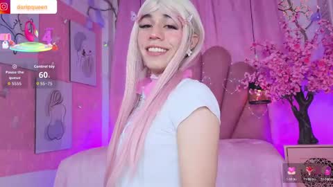 Snapshot of daripqueen chatting on 04.30.26 DaripQueen online show from 04.30.26