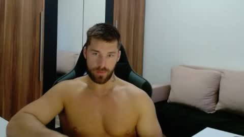 darius_94 online show from 02.13.26