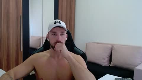 darius_94 online show from 03.04.26