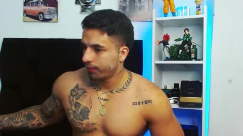 Snapshot of darius_phoenix chatting on 12.22.24 Darius Phoenix online show from 12.22.24