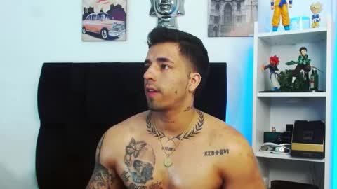 Snapshot of darius_phoenix chatting on 12.29.24 Darius Phoenix online show from 12.29.24