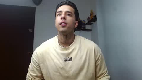 Darius Phoenix  online show from 01.11.26