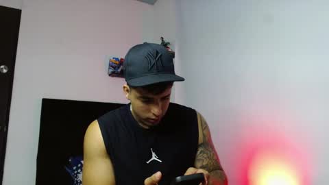 Darius Phoenix  online show from 02.13.26