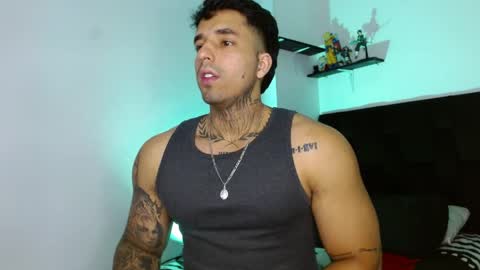 Darius Phoenix  online show from 03.31.26